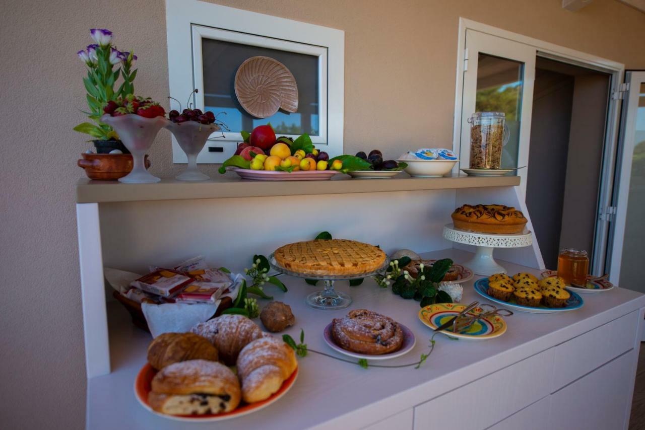 Michelino House Bed & Breakfast Паргелия Екстериор снимка